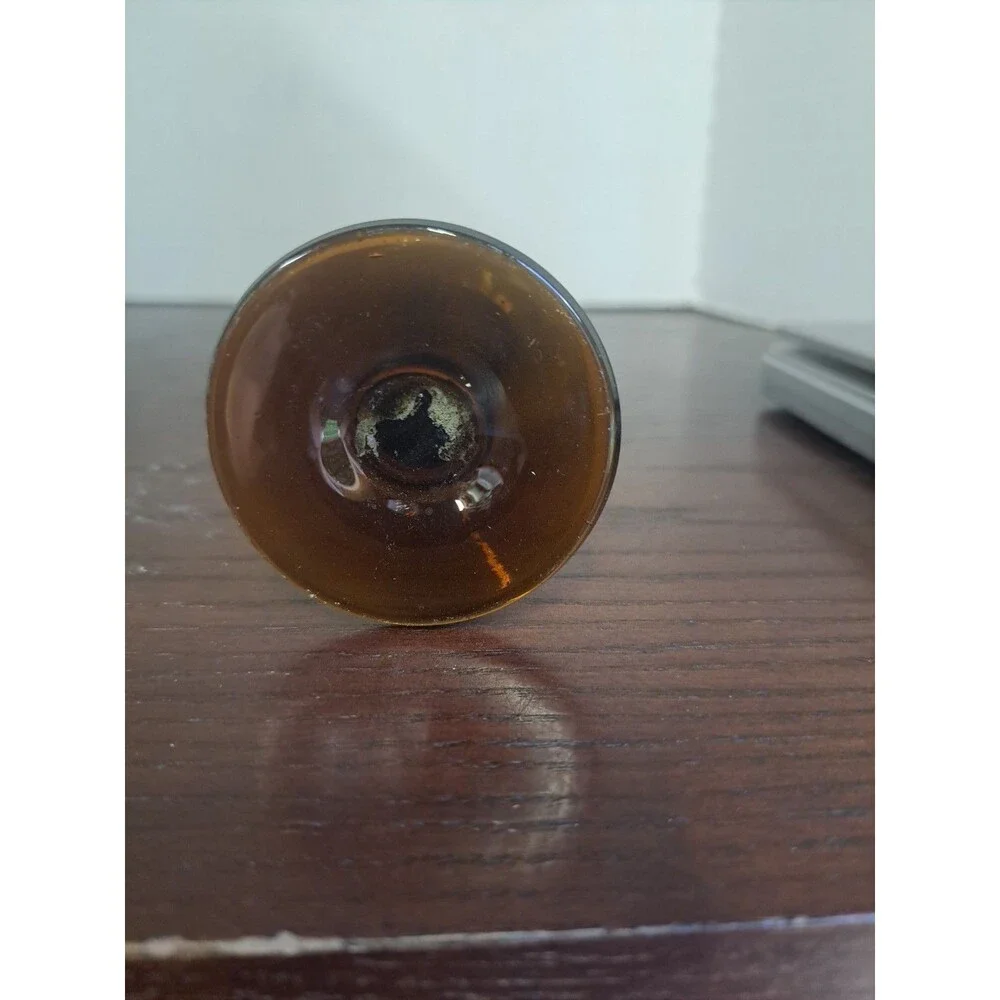 Unmarked this vintage